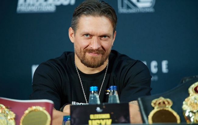 Усик своїми словами викликав шквал оплесків: що сказав боксер на битві поглядів з Дюбуа