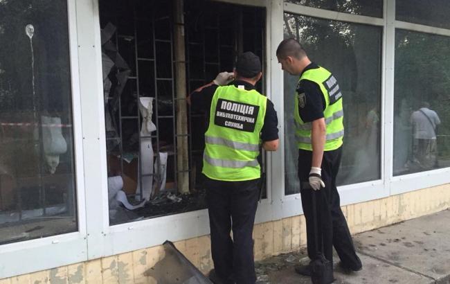 В Киеве подожгли отделение одного из банков