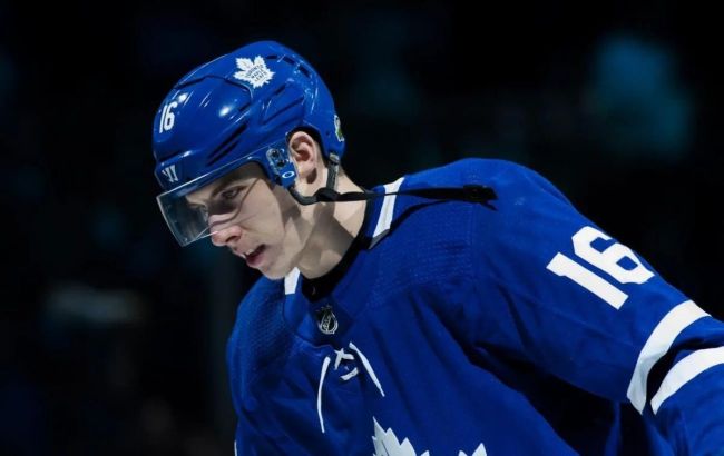 Вінгер "Торонто" з ювілеєм очолив топ-3 зірок вечора НХЛ: відео