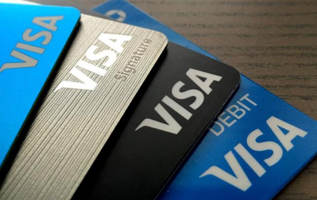 Visa сократила чистую прибыль на 5,3% в 2015-2016