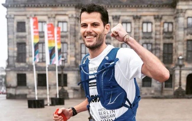 Від Амстердама до Києва: нідерландець влаштував забіг на 2500 км заради України