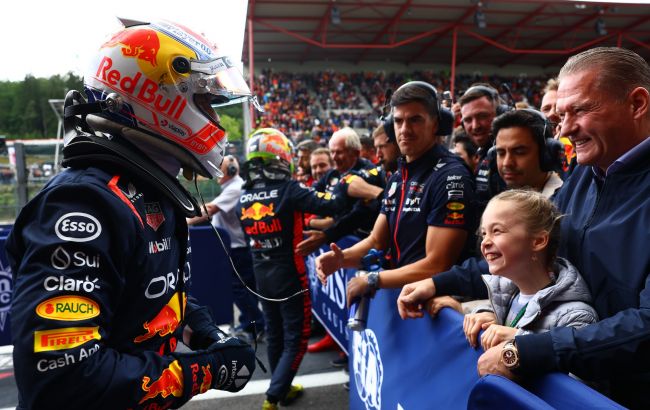 "Ред Булл" вдруге поспіль втратив завойований трофей: курйозне відео