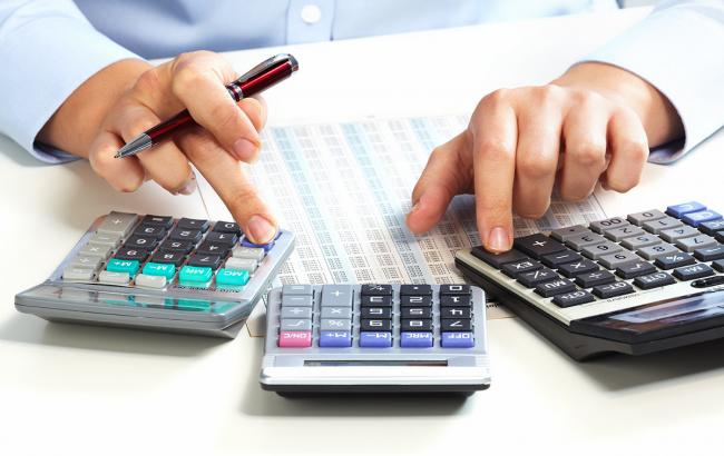 Ахметов, Коломойский и Злочевский стали крупнейшими налогоплательщиками в 2016