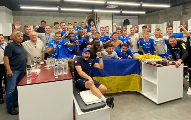 "Динамо" &ndash; "Аріс": Бущан і Ко нагадали про "Азов", греки влаштували сутички та провокації