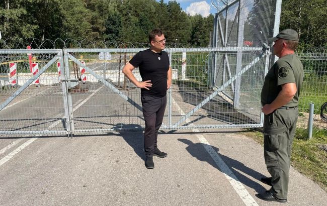 У Литві на одному із закритих КПП із Білоруссю з'явилися перші укріплення