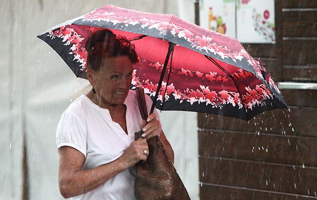 Грозовые дожди с градом и шквалы ветра: погода на неделю