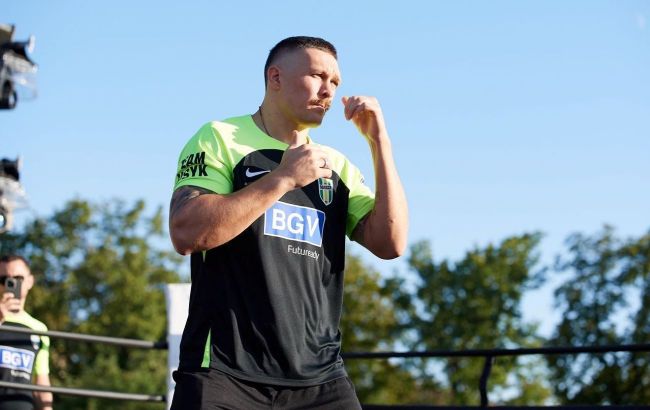 Усик &ndash; Дюбуа. Чемпіон і претендент провели відкрите тренування: відео