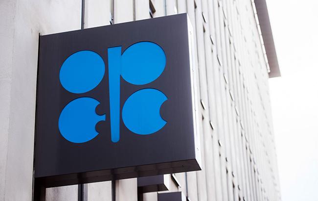 ОПЕК улучшила прогноз мирового спроса на нефть на 2017-2018 годы