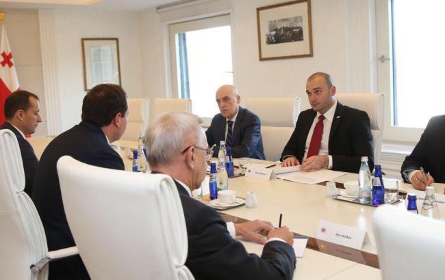 Україна та Грузія домовилися прискорити скасування візового режиму між країнами
