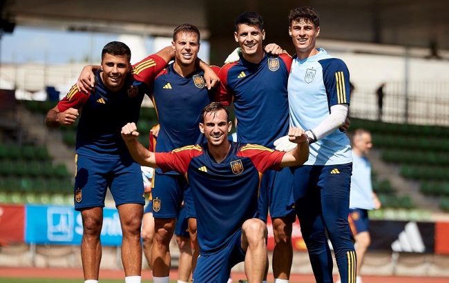 Конкурент Лунина остался без рукавиц и бутсов перед матчем в сборной: что произошло