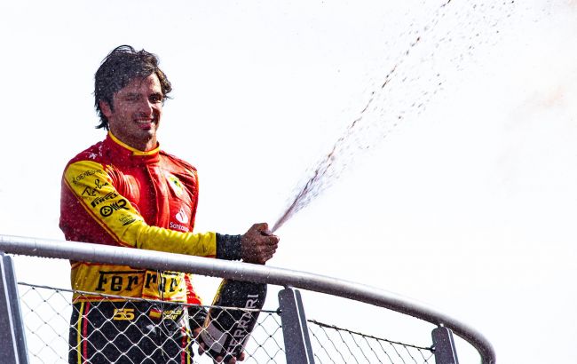 Пілот "Феррарі" розібрався зі злочинцями в центрі Мілана: що трапилося