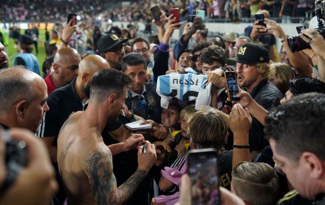 Мессі став магнітом для зірок у перший візит до Лос-Анджелеса: відеопідбірка знаменитостей