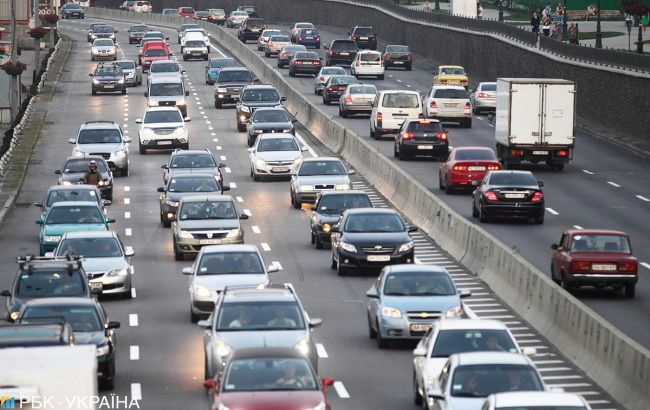 В Киеве образовались серьезные пробки