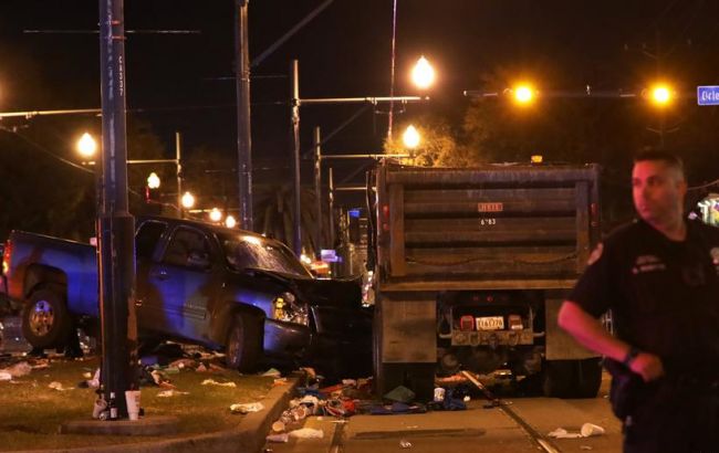 Число травмированных от въезда пикапа в толпу в Нью-Орлеане возросло до 28