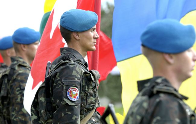 Украинские военные готовятся к учениям "Кленовая арка - 2015" в Литве