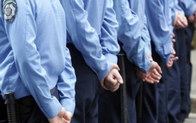 В Киеве возле 217 ОИК милиция задержала 15 человек, - "ОПОРА"