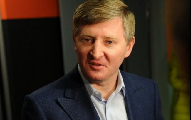 Turkcell и СКМ подписали договор о выкупе доли Ахметова в "Астелите"