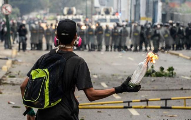 Протести у Венесуелі: кількість загиблих мітингарів досягла 48 осіб
