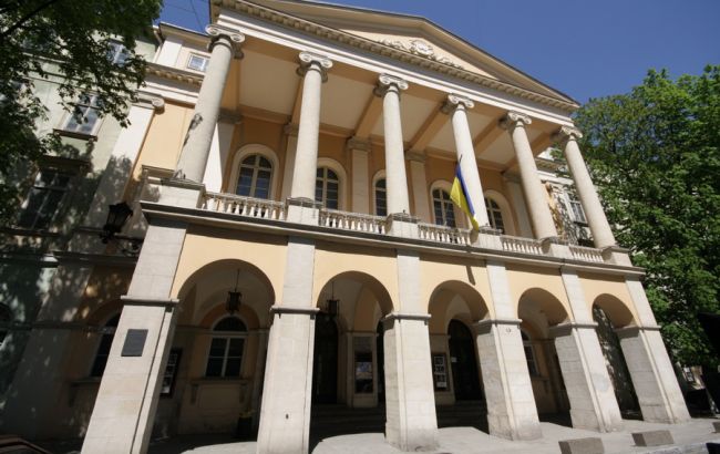 Во Львове в театре Заньковецкой провалилась сцена после концерта