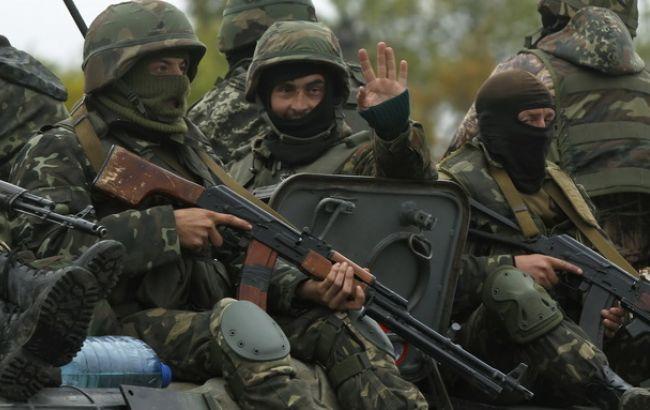 Боевики за день обстреляли позиции сил АТО 65 раз, - штаб