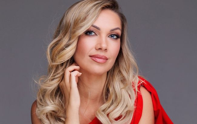 Внучка известного воина УПА почтила дедушку на открытии "Миссис Вселенная 2023": красноречивые фото