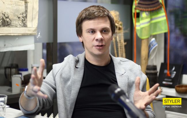 Дмитро Комаров подарував автобус футбольній команді: яскраві фото