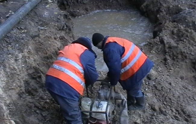 В Полтаве произошла авария на коллекторе, водоснабжение ограничили почти 400 домам