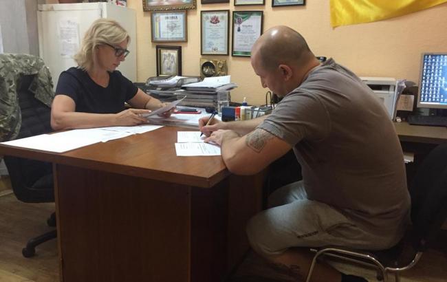 Двое россиян в СИЗО Киева попросили обменять их на украинского политзаключенного, - омбудсмен