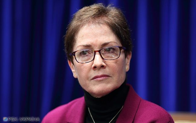 Йованович уволилась из Госдепа США, - CNN