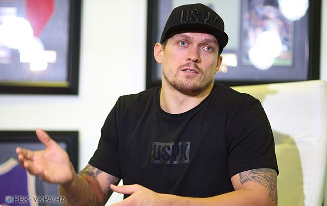 Усик тренується перед боєм в окупованому Криму (відео)