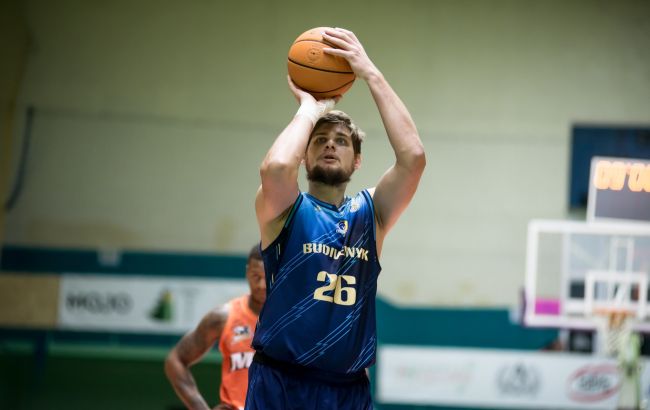 Найкращий центровий Суперліги опустився до Вищої ліги: що трапилося