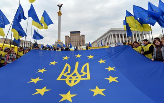 С сегодняшнего дня вступила в силу политическая часть СА Украины с ЕС