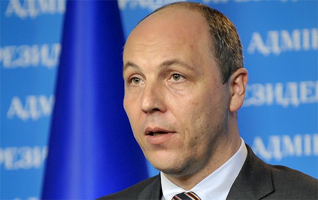 Парламент повысил соцстандарты с декабря