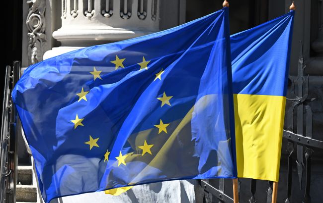 ЄС хоче розпочати переговори з Україною про вступ у червні, але є перешкода, - Politico