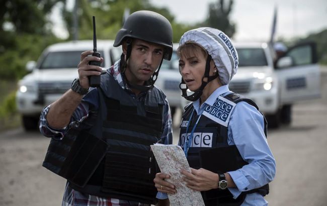 Закрити очі Заходу. Навіщо Росія видавлює спостерігачів ОБСЄ з Донбасу