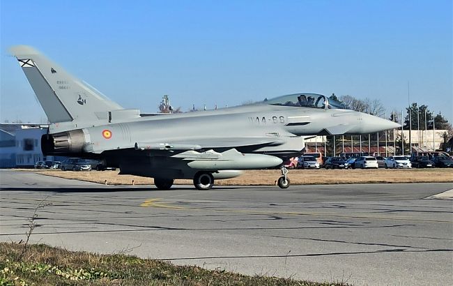 В небо Болгарии над Черным морем вторглись неизвестные иностранные самолеты