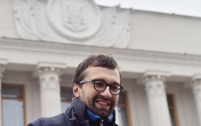 Лещенко назвал обыски в НАБ реакцией на дело против Онищенко