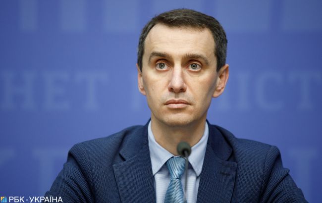 Ляшко показал, как можно заниматься физической активностью прямо на рабочем месте