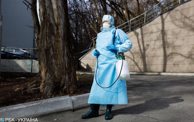 В Кабмине разъяснили, кто не должен идти на изоляцию при въезде в Украину