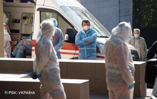 В шести областях Украины больничные койки заполнены более чем на 70%