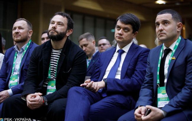 "Слугу народа" в III квартале финансировали фирмы из орбиты Мангера, - "Наші гроші"