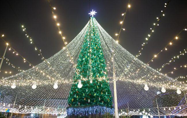 З ялинкою чи без. Як українські міста будуть зустрічати Новий рік в умовах війни