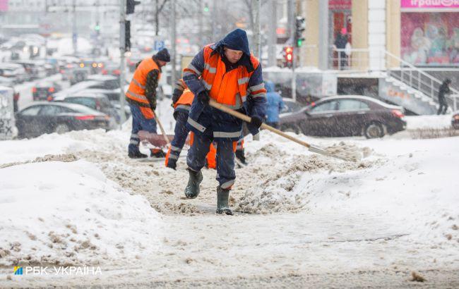 Негода в Україні. У Кіровоградській області обмежили рух вантажівок