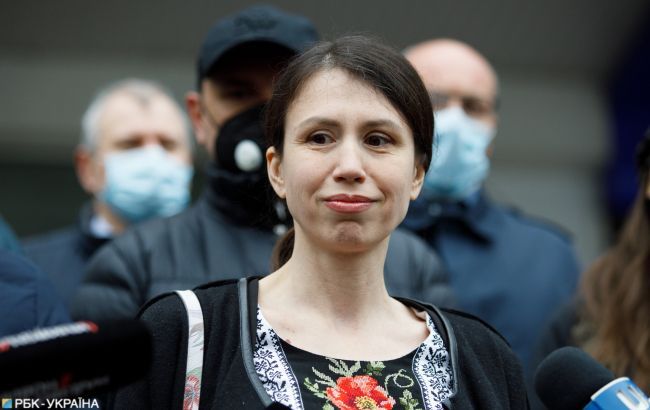 Суд начал избирать меру пресечения Черновол