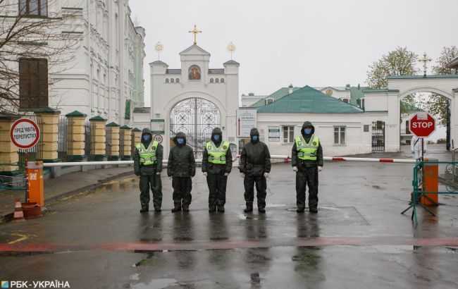 Власть побоялась конфликтовать с церковью из-за карантина, - социолог