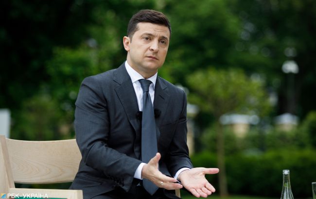 Зеленский пообещал решить вопрос жилья для пострадавших от паводков