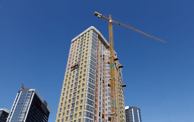 Що буде з економікою України до 2028 року: уряд схвалив два сценарії прогнозу