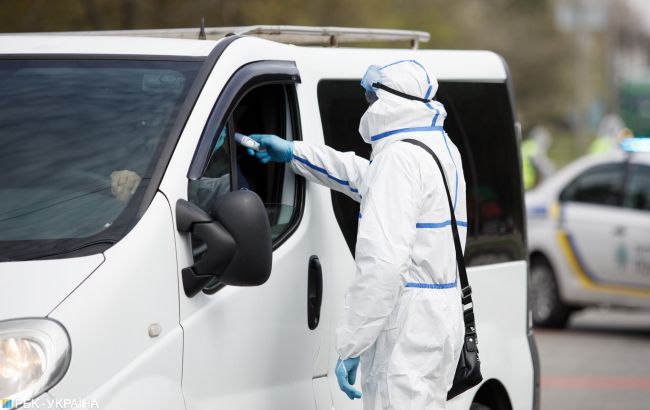 На въезде в Киев уже зафиксировали десятки людей с температурой