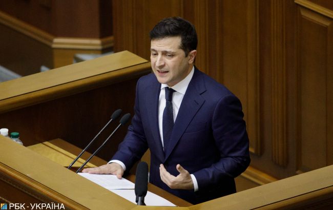 Зеленский призвал предпринимателей не увольнять людей во время карантина