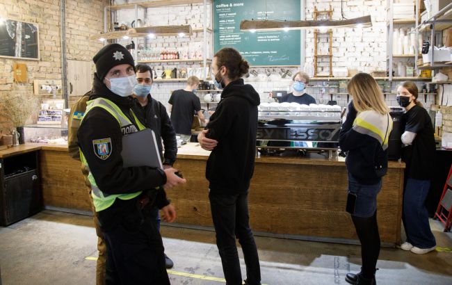 В Киеве закрыли ночной клуб и ресторан из-за нарушения карантина